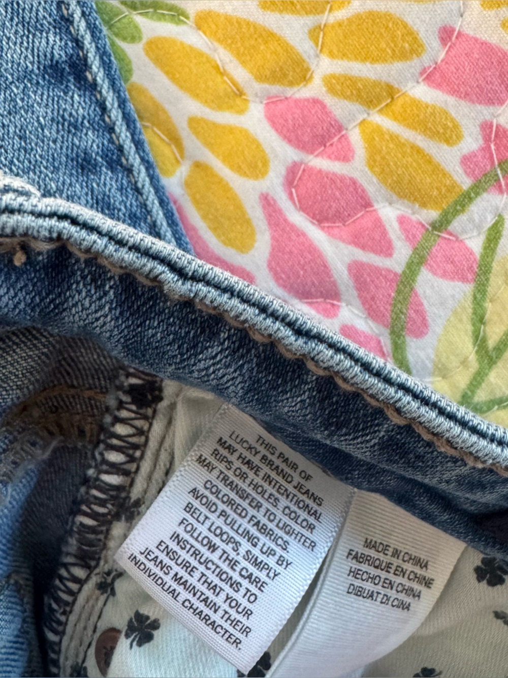 Women size 4/27 lucky brand jeans - Picture 7 of 8